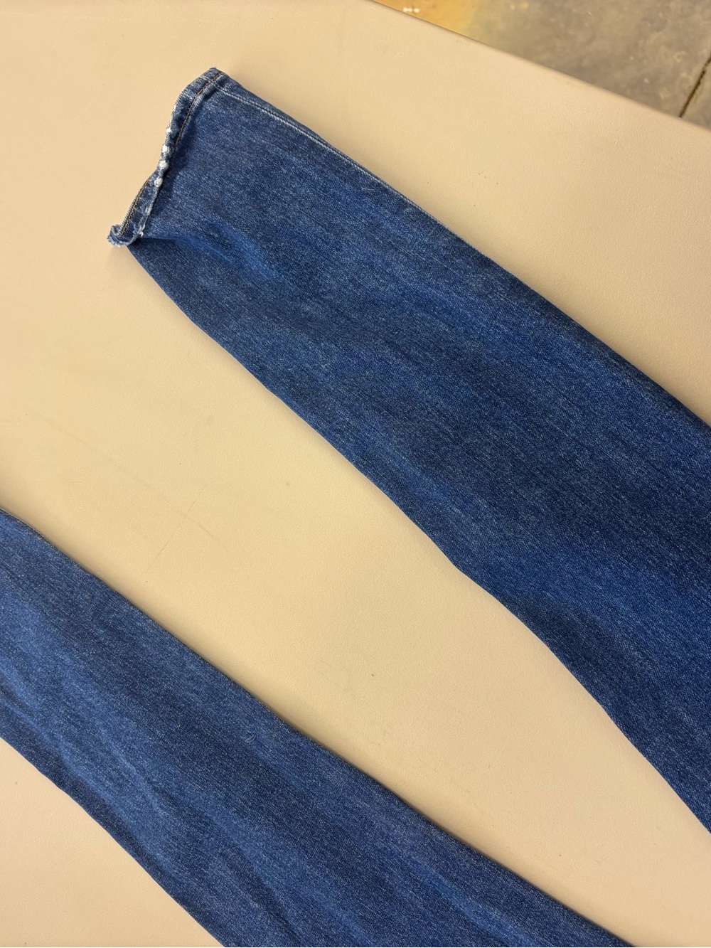 Frame Jeans - Picture 6 of 6
